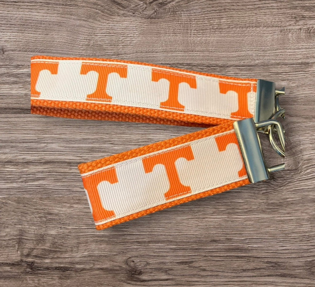 Personalized College / University  Inspired Keychain, key fob, luggage, alumni, merch  - University of Tennessee  2 sizes available  ** Free Embroidery**