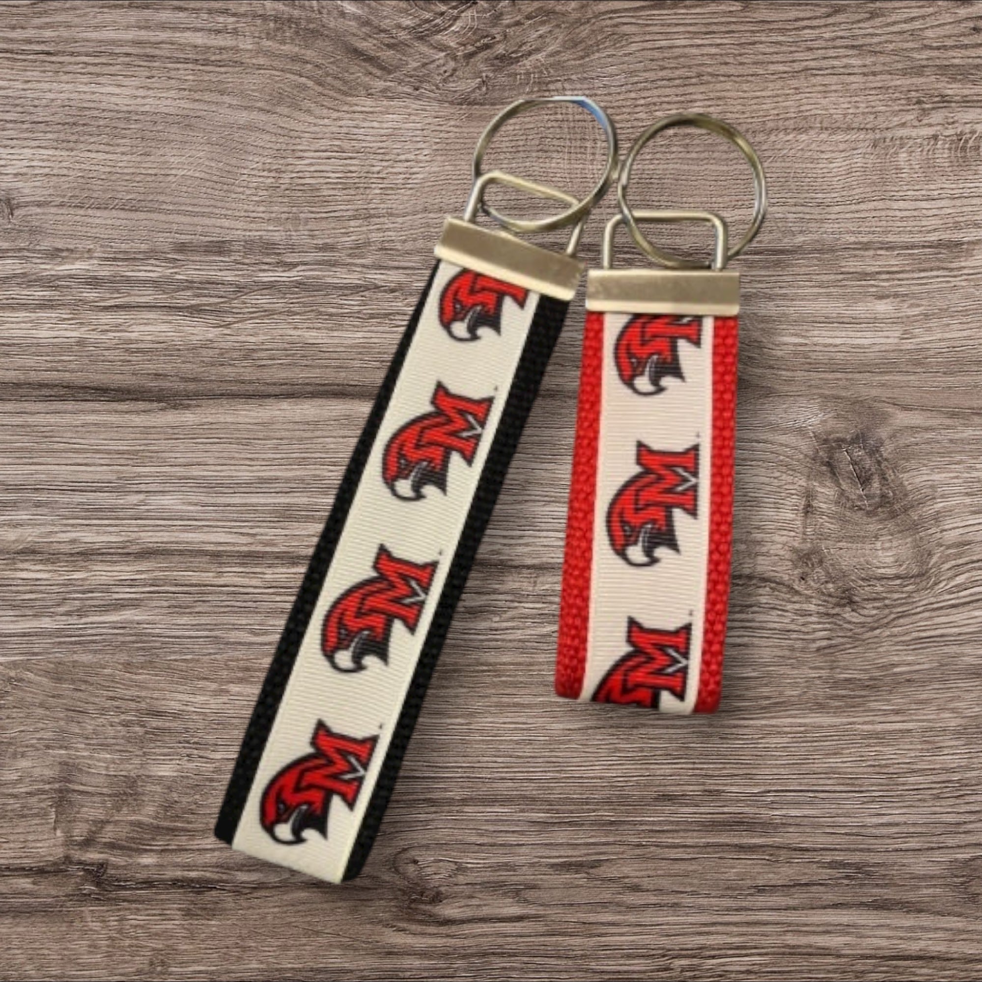 Personalized College / University  Inspired Keychain, key fob, luggage, alumni, merch  - Miami of Ohio - 2 sizes available  ** Free Embroidery**