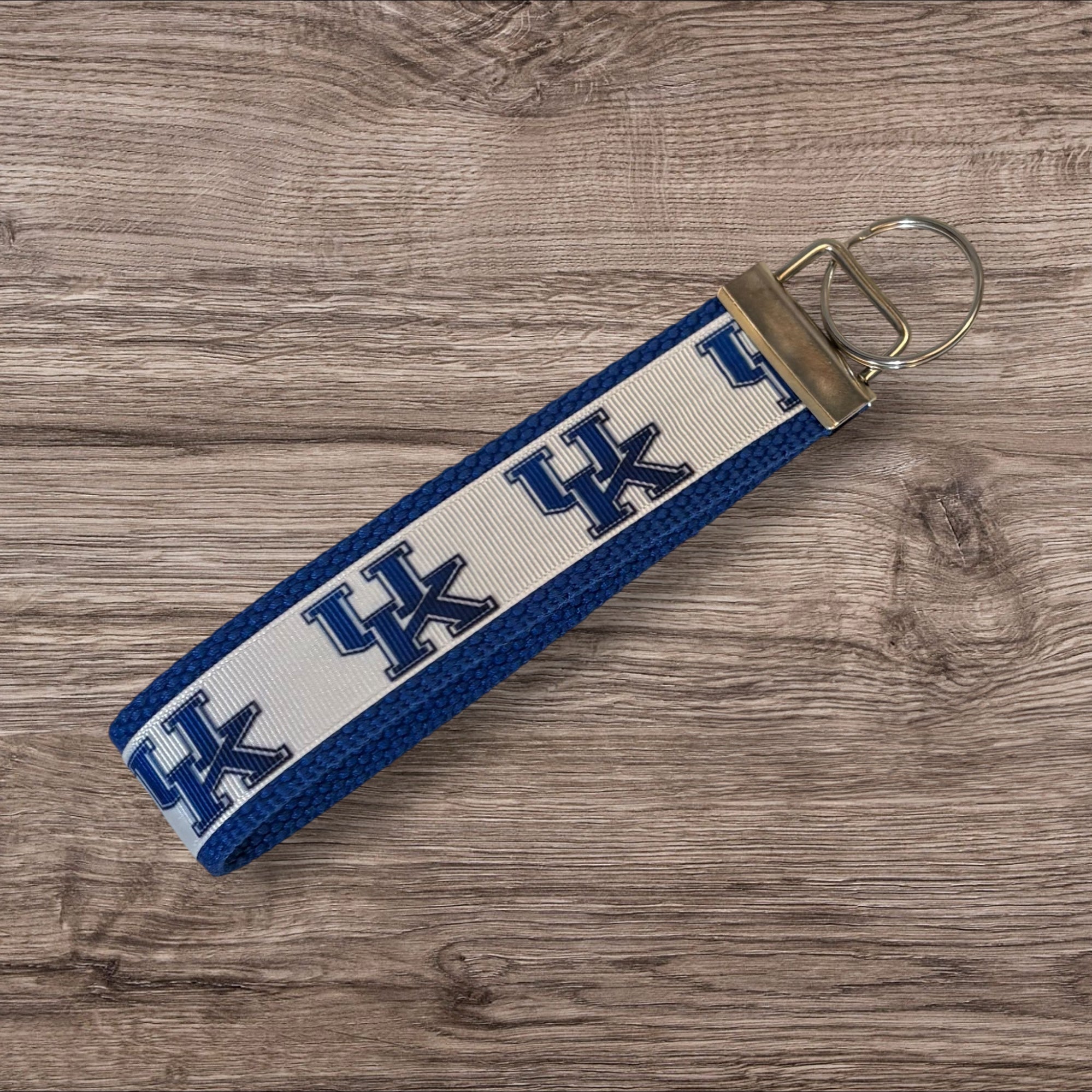Personalized College / University  Inspired Keychain, key fob, luggage, alumni, merch  - Kentucky University 2 sizes available  ** Free Embroidery**