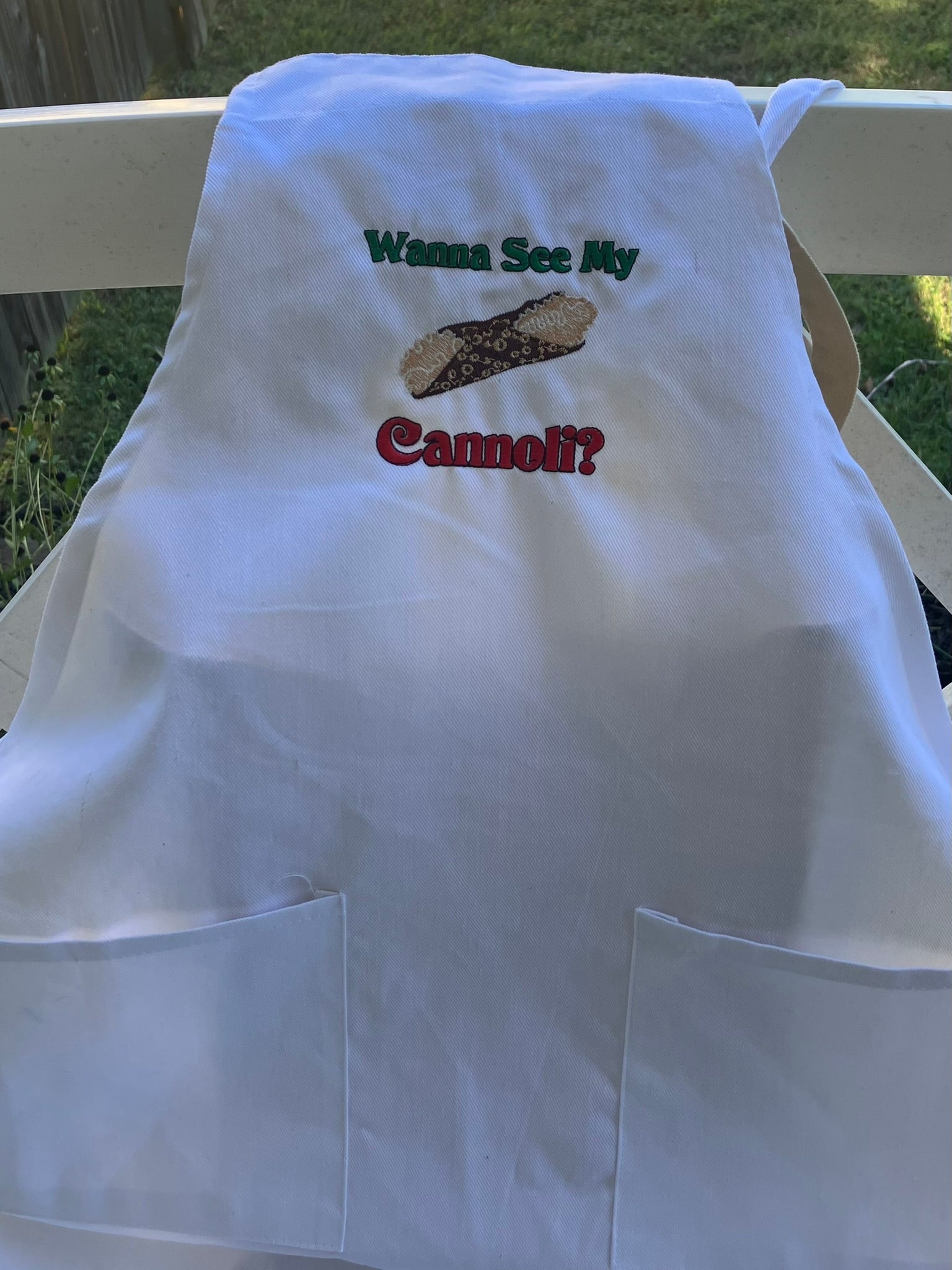 Personalized Cannoli Embroidered Apron: Funny Italian Gift -  Do You Want to See My Cannoli