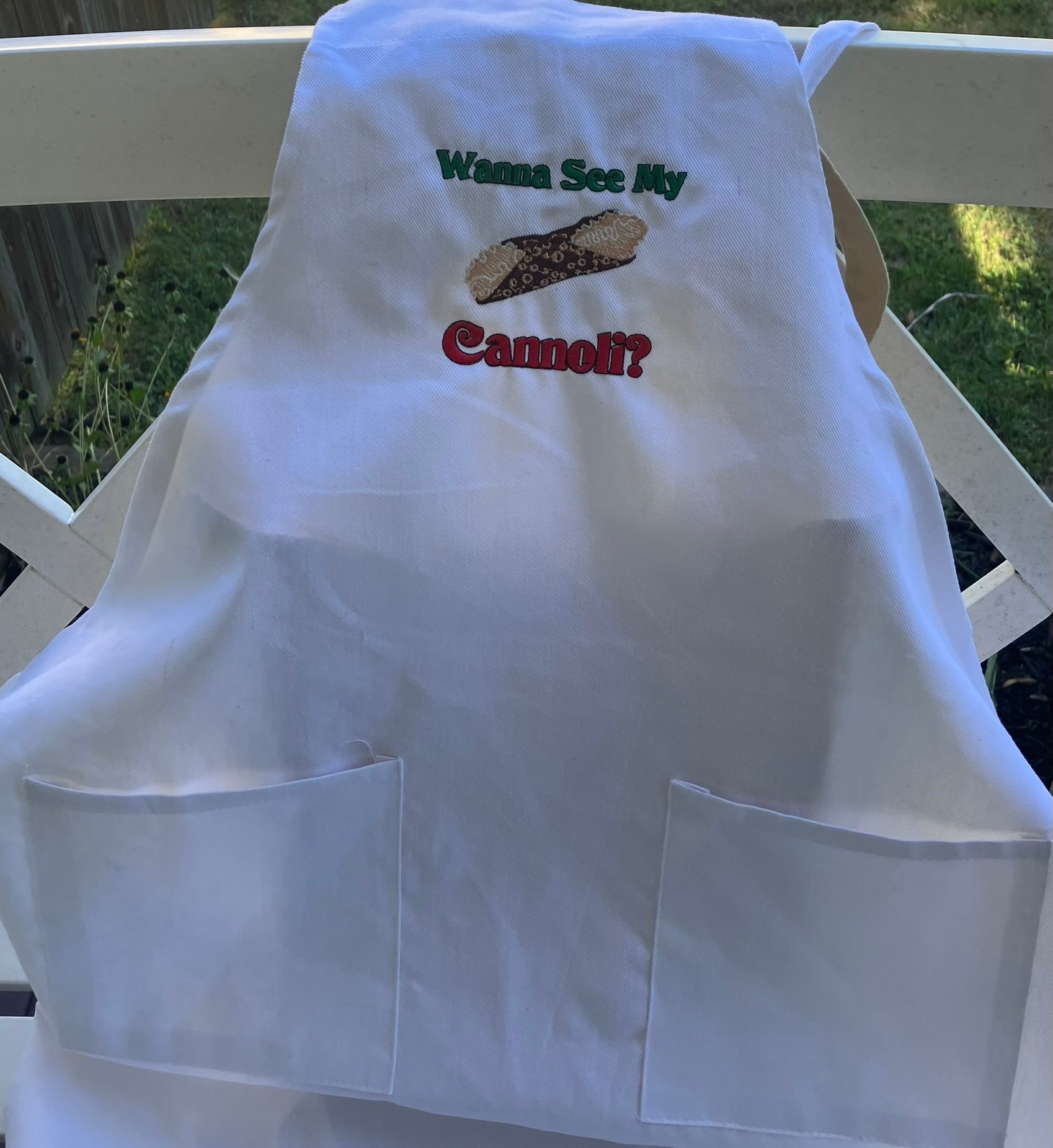 Personalized Cannoli Embroidered Apron: Funny Italian Gift -  Do You Want to See My Cannoli