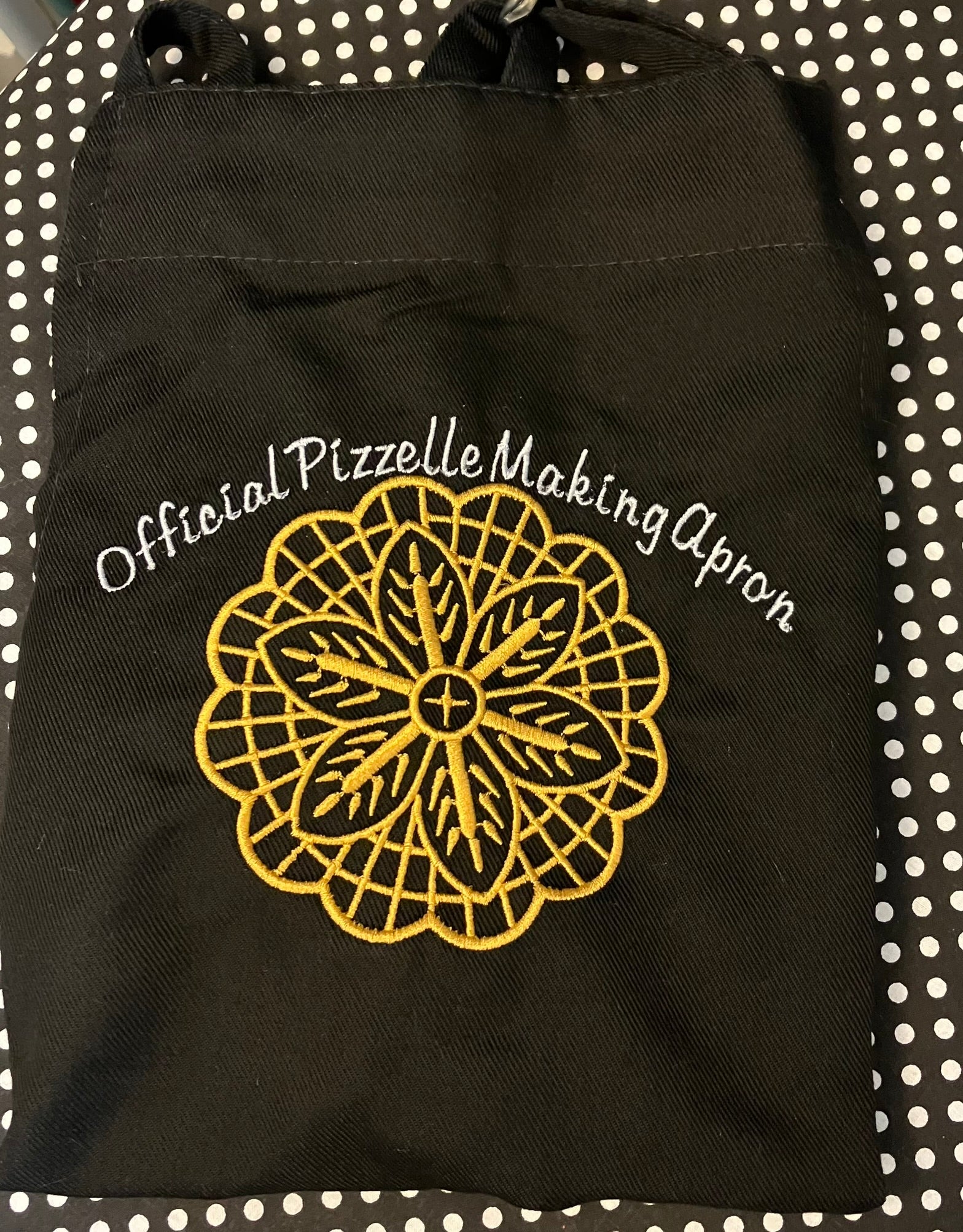 Personalized Pizzelle Making Apron: Embroidered Italian Gift